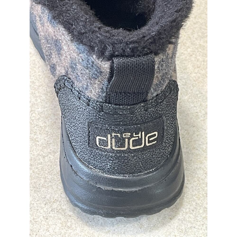Hey Dude Denny Leo Nut Boots Slip On Booties Women’s Sz 7 Leopard Print Faux Fur - Picture 9 of 11